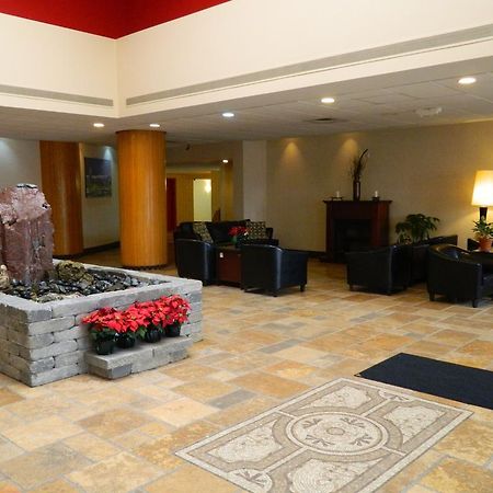 Howard Johnson Plaza Kansas City Hotel & Conference Center エクステリア 写真